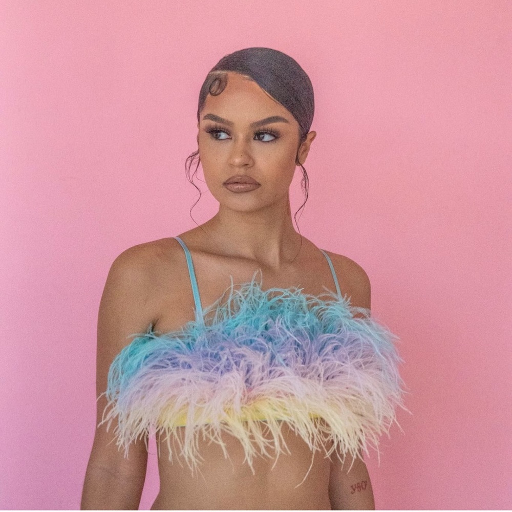 Feather Top